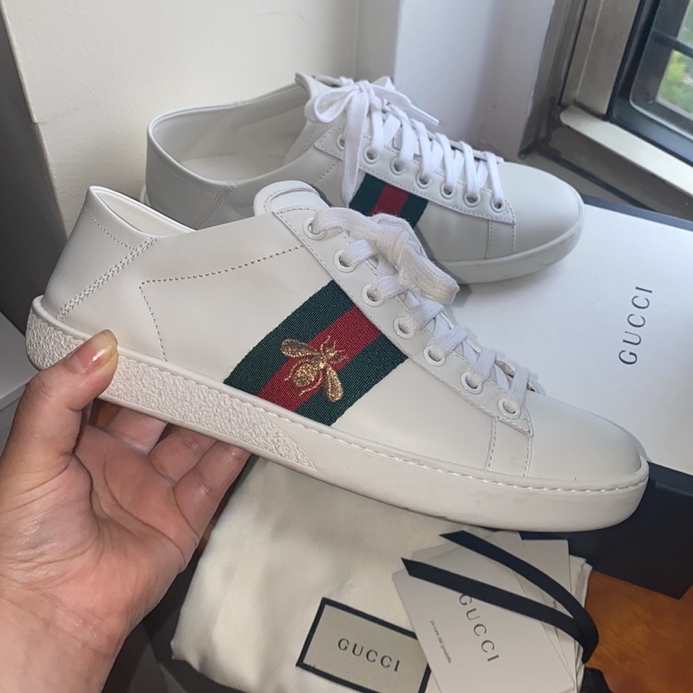 Gucci Sneakers With Bee👟Authentic